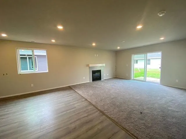 369 Cornwell St — Photo 14