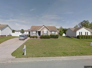 1021 S Philwood Ct, Fuquay Varina, NC 27526
