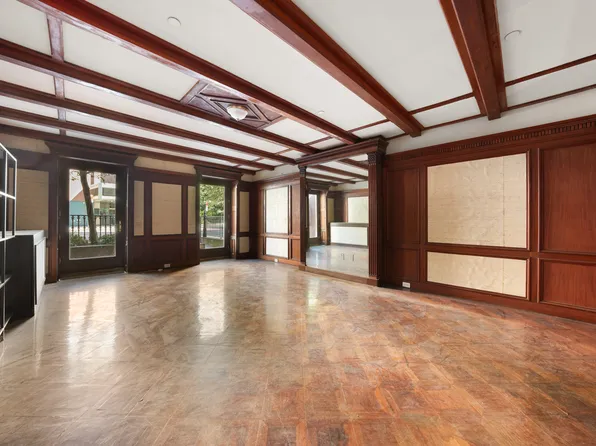 336 West 23rd Street image 21 of 25