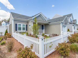 50 Cottage Ln, Mashpee, MA 02649