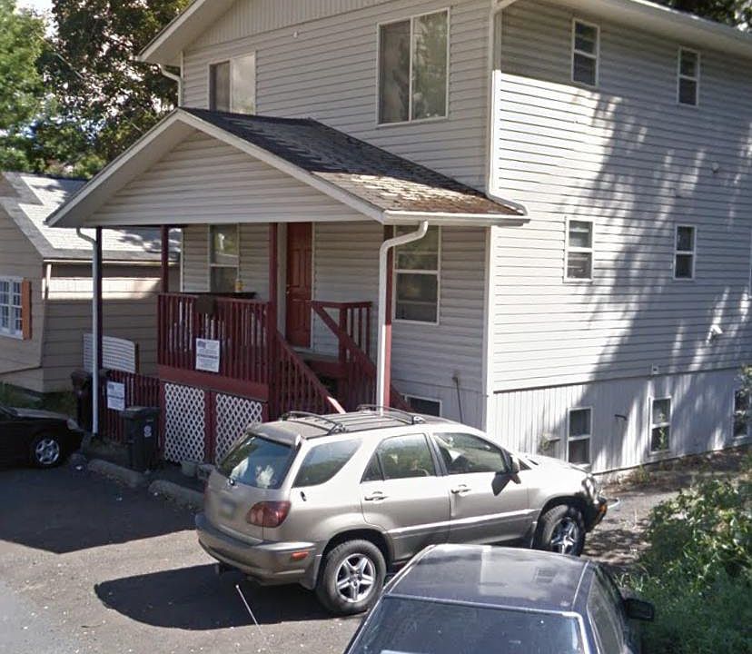 1st image of 835 NE Illinois St