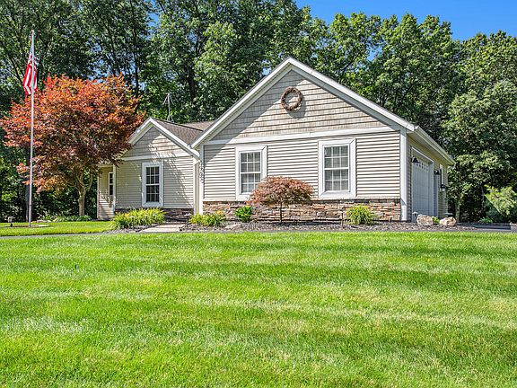 4th image of 6985 Enchantment Ct SE