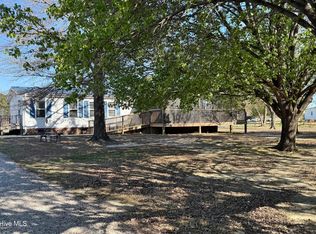 2534 Cobb Dail Rd, Farmville, NC 27828