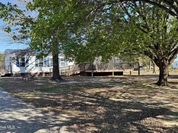 2534 Cobb Dail Road, Farmville, NC 27828