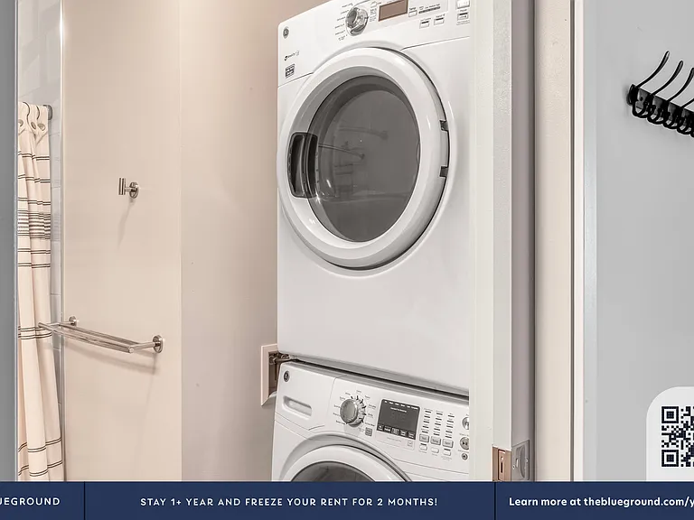 Washer/Dryer in Apartment