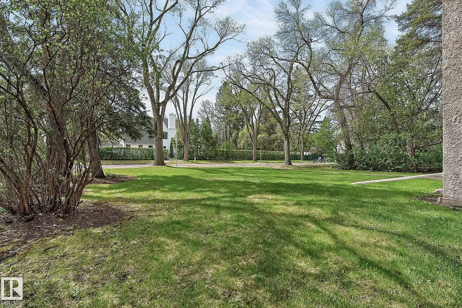 11608 Edinboro Road NorthWest — Photo 3
