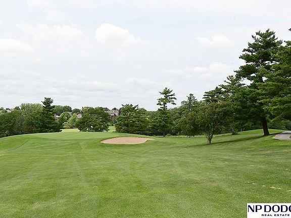 5th image of 909 Killarney Dr