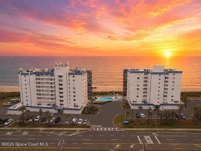 1st image of 1125 Jimmy Buffett Memorial Hwy #507