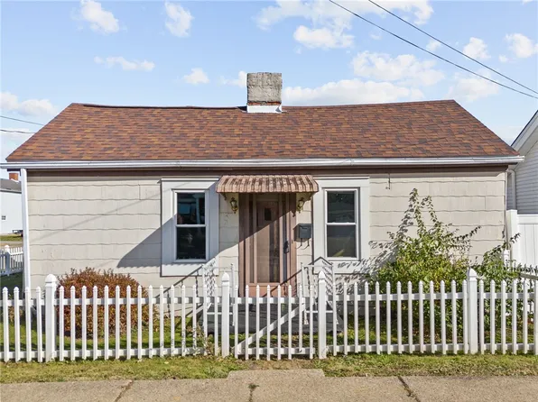 201 4th Ave, Monongahela, PA 15063
