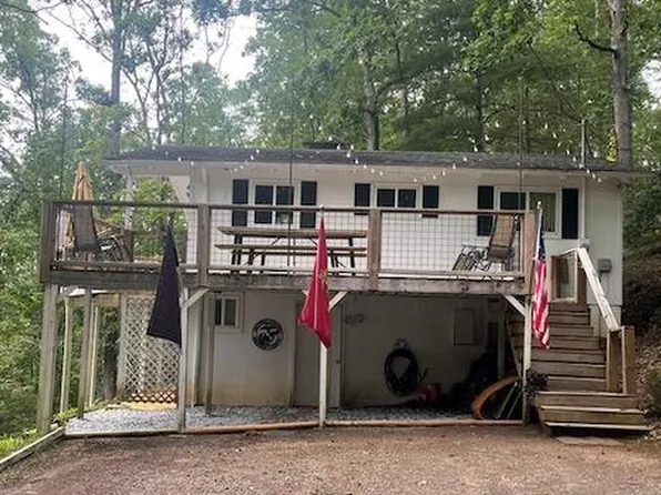 44 Wayah Dr, Franklin, NC 28734