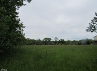 82 Tumble Idell Rd, Frenchtown, NJ 08825