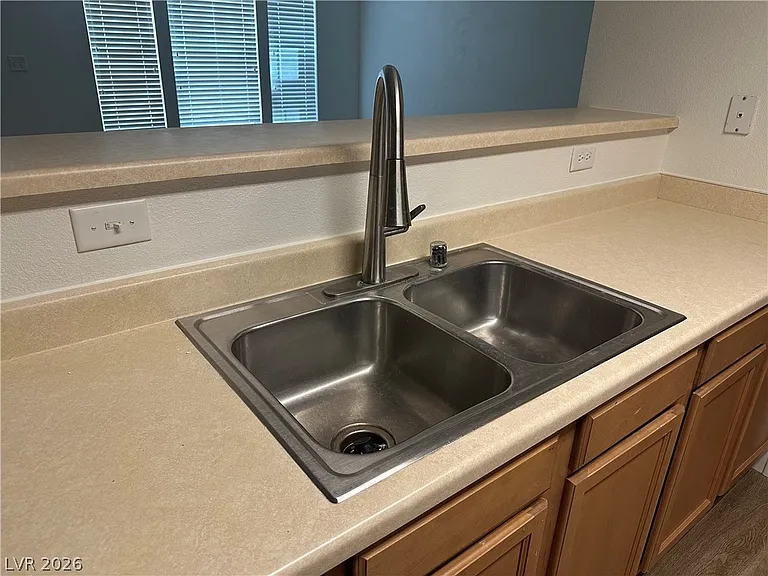 3192 Mist Effect Ave — Photo 8