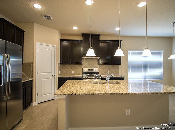 4th image of 7402 Independence Way