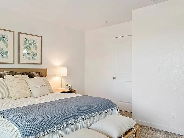 Linder Springs Townhomes — Photo 16