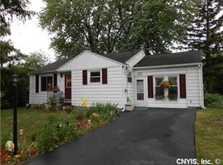 103 Pinkerton St, Liverpool, NY 13088