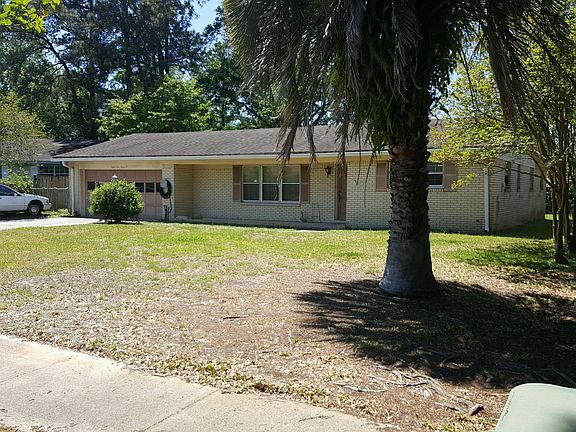 4th image of 8492 Harrow Ct