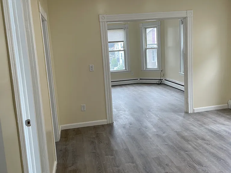 14 Thorndike St #2 — Photo 16