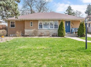 121 N Iowa Ave, Addison, IL 60101