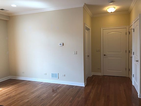 1br living room