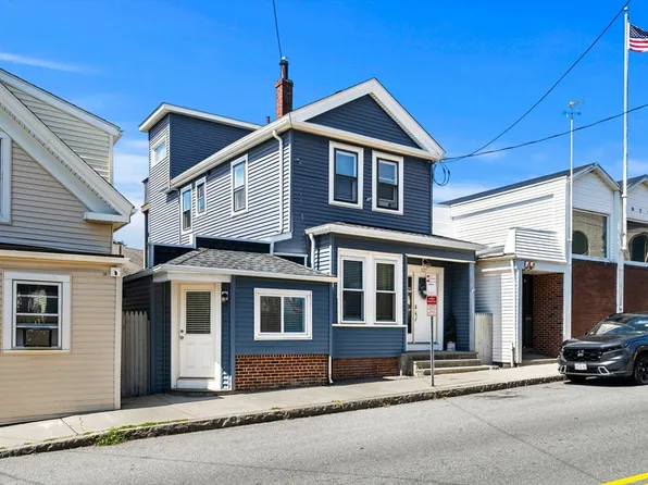 137 Prospect St, Gloucester, MA 01930