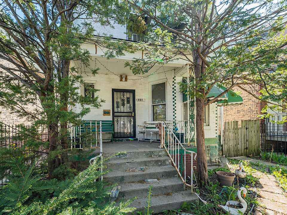 2nd image of 651 N Drake Ave