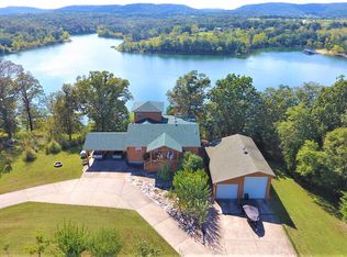 18860 Eagle Point Rd, Eagle Rock, MO 65641