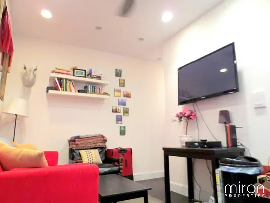 Rented by Miron Properties | media 47