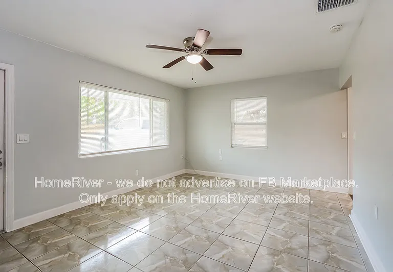 5809 Michigan Ave — Photo 5