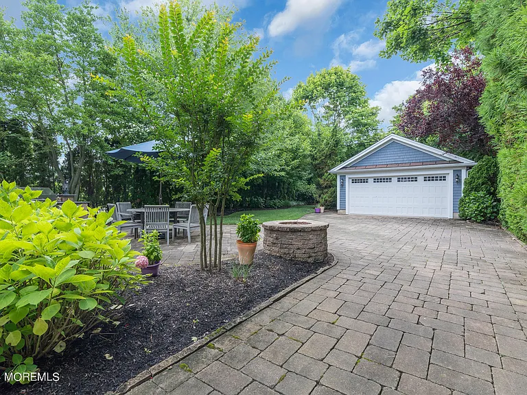 314 Jersey Ave — Photo 32