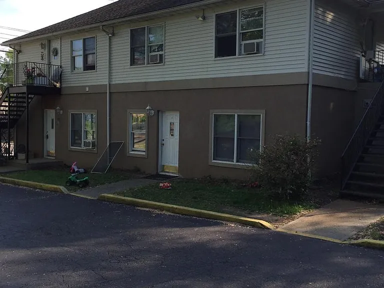 441 Manville Rd #3 — Photo 16