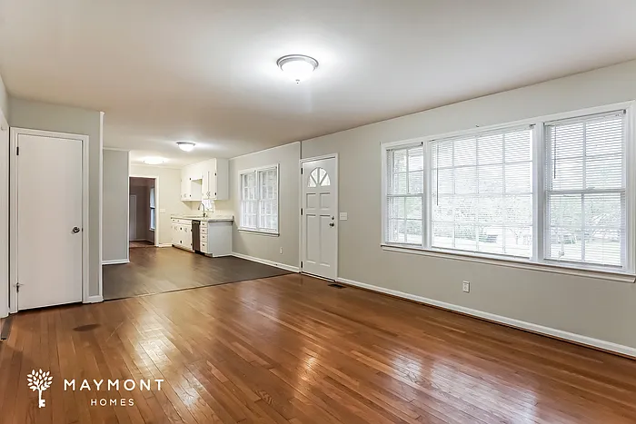 14347 Ashborough Dr — Photo 2