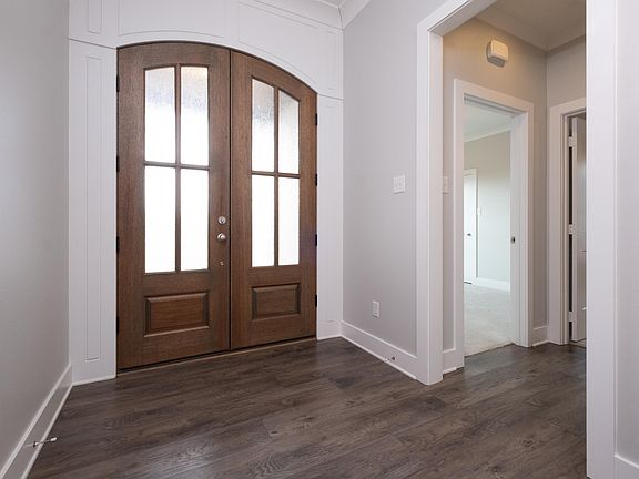 4th image of 105 Keystone Ln