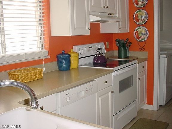 3rd image of 25870 Hickory Blvd