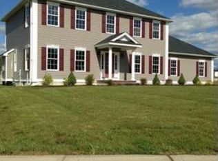 90 Massey St, Westfield, MA 01085