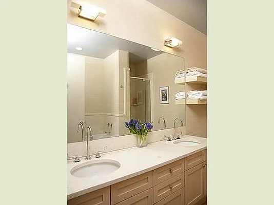 Sold by Stribling | media 3