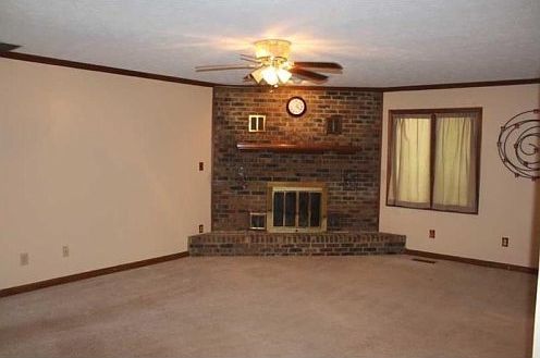 5th image of 907 Vanceburg Dr