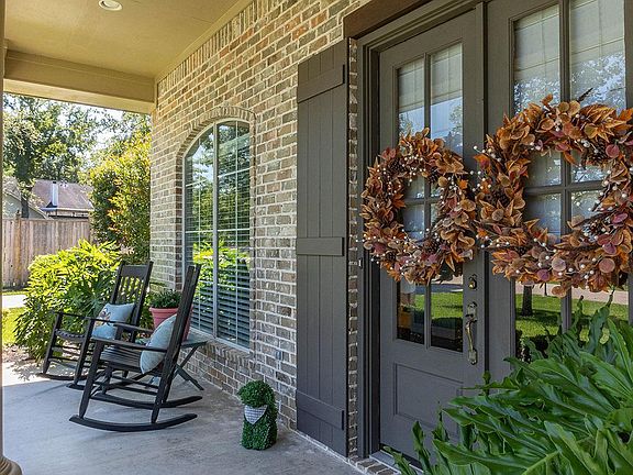 5th image of 5855 Lexington Cir