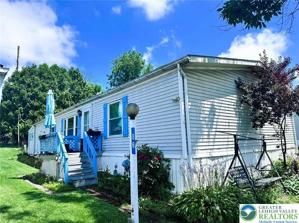 86 Juniper Ct, Bath, PA 18014