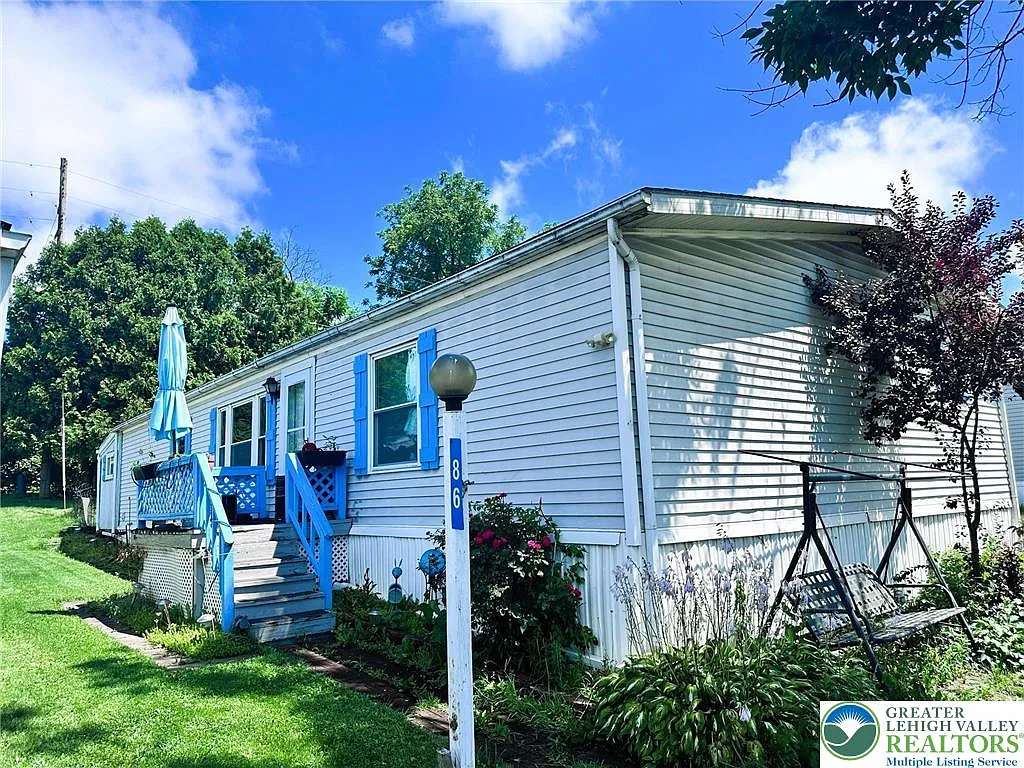 86 Juniper Ct photo 1