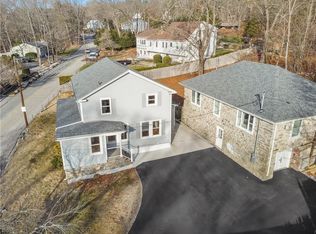 61 Stillwater Rd, Smithfield, RI 02917