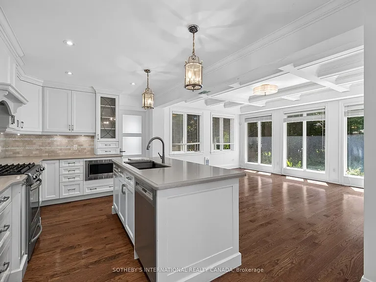 56 Edgehill Rd — Photo 7