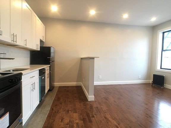 5th image of 115 Post Ave APT 4C