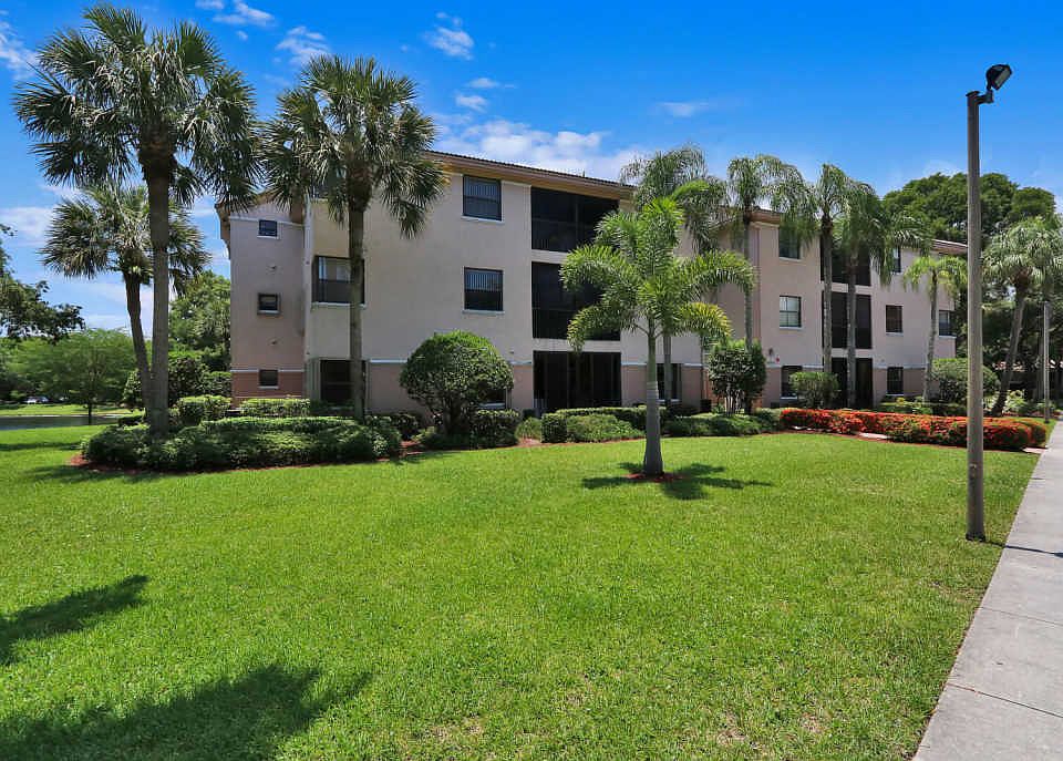 1st image of 4141 Coral Tree Cir APT 345