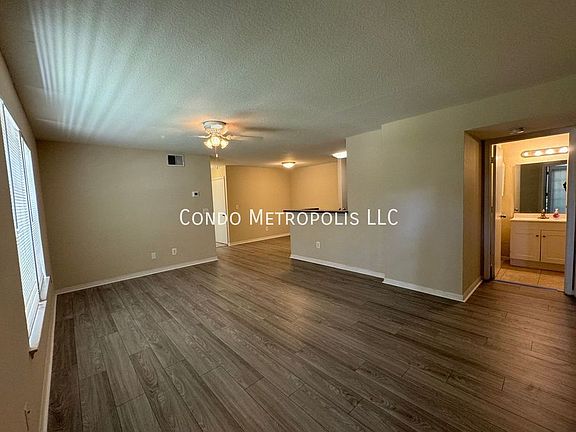 4th image of 6178 Westgate Dr APT 103