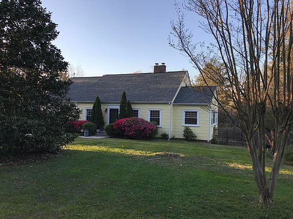 5th image of 5001 Holston Dr