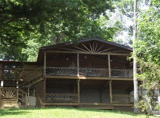 2015 Lake Shore Dr S, Goreville, IL 62939