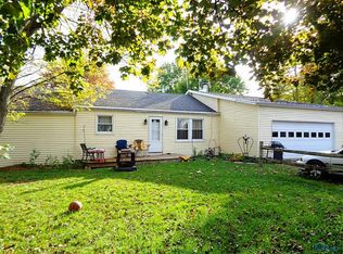 109 E Mulberry St, Stryker, OH 43557