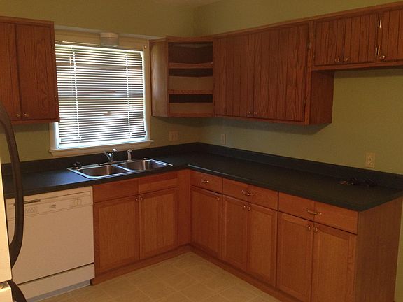 5th image of 1523 Denison Dr
