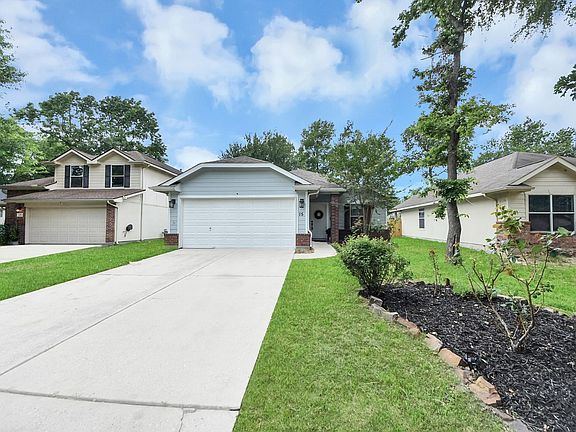 4th image of 15 Bark Bend Pl