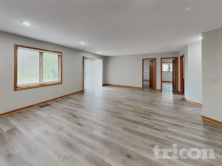 3684 141st Ln NW — Photo 5
